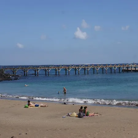 卡斯塔马尔公寓